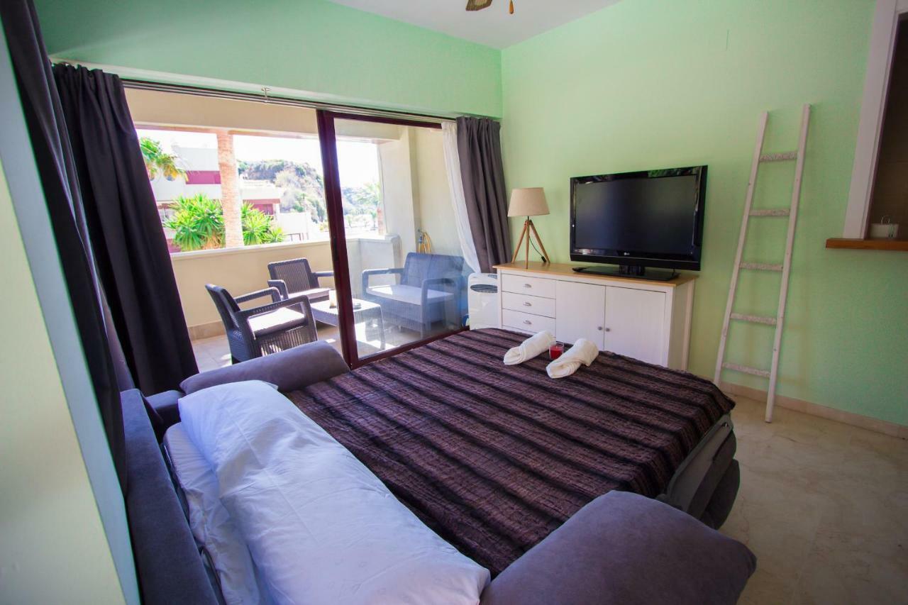 Burriana Beach Apartment Nerja Extérieur photo